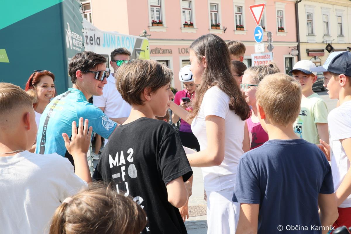 Dežela junakov 2026 tudi letos obiskala Kamnik (12)